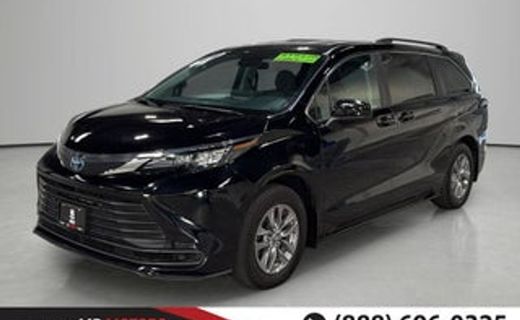 2024 Toyota Sienna XSE