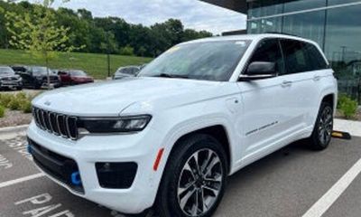 2022 Jeep Grand Cherokee Overland 4XE