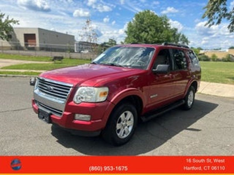 2008 Ford Explorer — a typically priced live listing