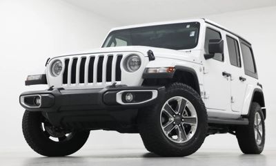 2023 Jeep Wrangler Sahara