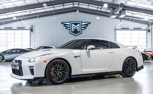 2023 Nissan GT-R Premium