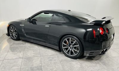 2014 Nissan GT-R Premium