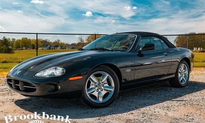 1998 Jaguar XK8