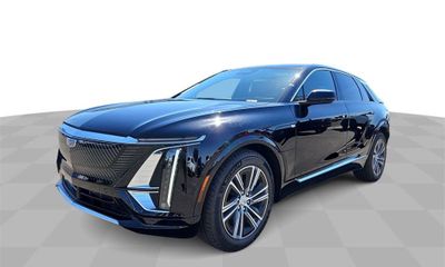 2024 Cadillac Lyriq LUX 1
