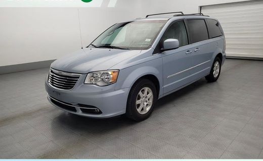 2013 Chrysler Town AND Country Touring