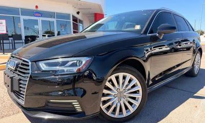 2018 Audi A3 E Tron Premium