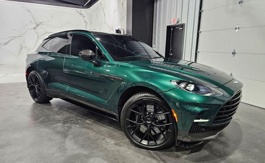 2025 Aston Martin DBX DBX707