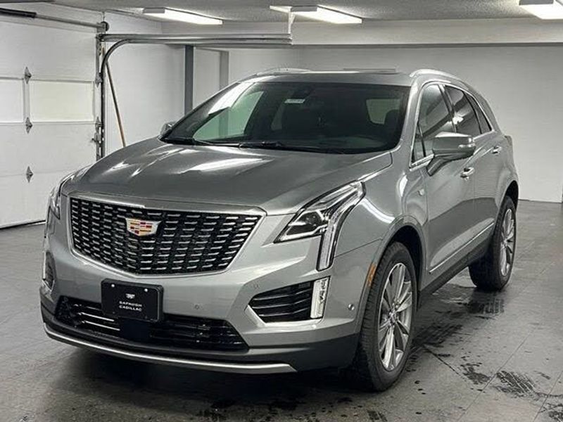 Representative 2026 Cadillac XT5 photo