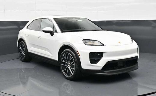 2025 Porsche Macan