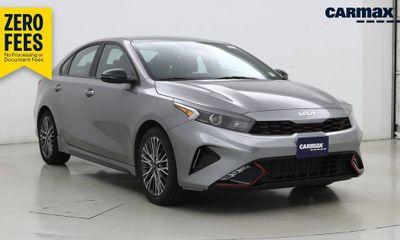 2022 Kia Forte GT Line