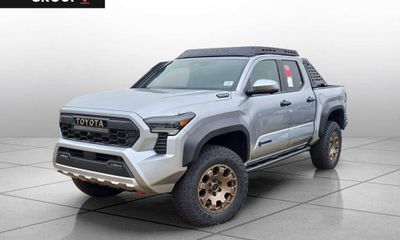 2026 Toyota Tacoma TRD OFF Road