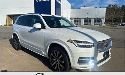 2024 Volvo XC90 Core