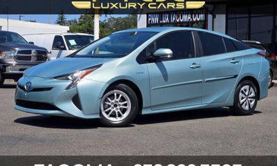 2017 Toyota Prius TWO ECO Three