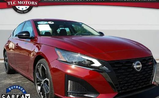 2023 Nissan Altima SR