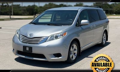 2015 Toyota Sienna LE
