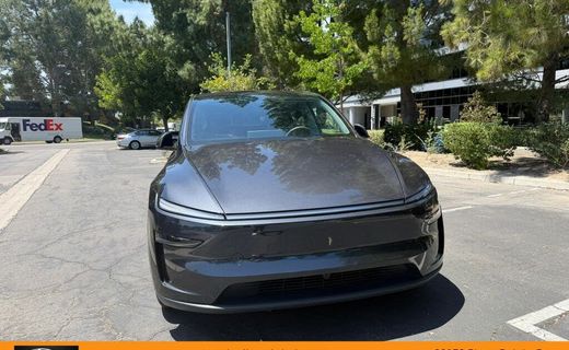 2026 Tesla Model Y Long Range