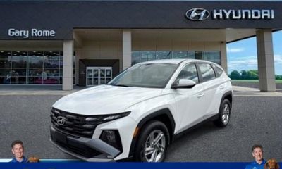 2025 Hyundai Tucson SE