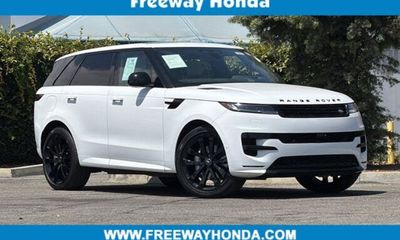 2025 Land Rover Range Sport P460E Dynamic SE