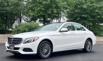 2016 Mercedes-Benz C-Class C300 4M
