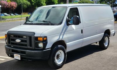2014 Ford E-Series E 350 Super