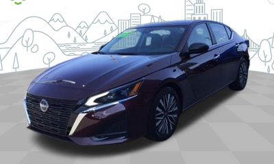2024 Nissan Altima SV
