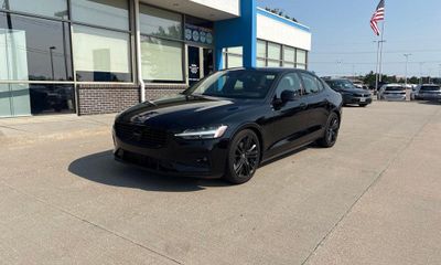 2019 Volvo S60 R Design