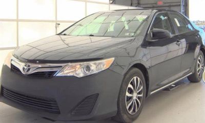 2013 Toyota Camry LE