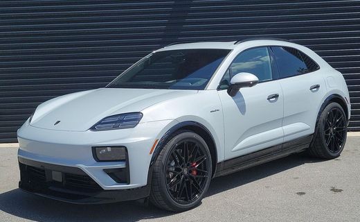 2026 Porsche Macan