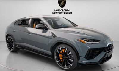 2024 Lamborghini Urus S