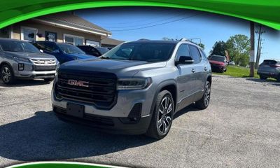 2021 GMC Acadia SLT