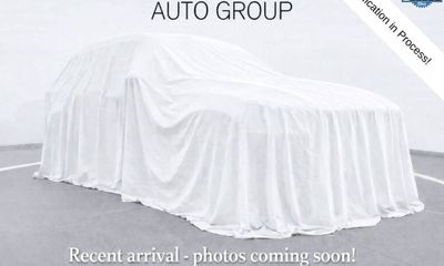 2023 Volvo XC40 Plus Dark