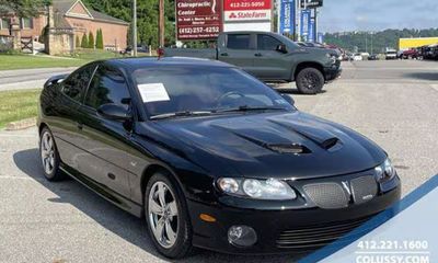 2005 Pontiac GTO Base