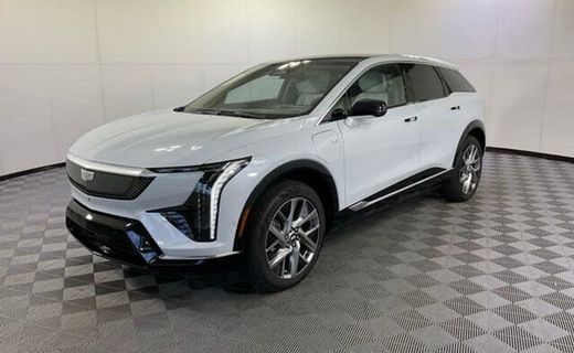 2026 Cadillac Optiq Luxury 1