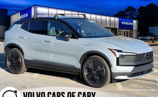 2026 Volvo EX30 CC Ultra