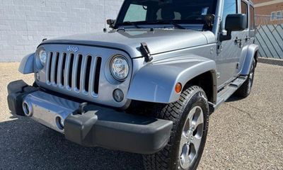 2018 Jeep Wrangler JK Unlimited Sahara