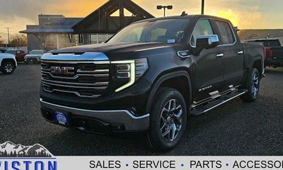 2026 GMC Sierra SLT
