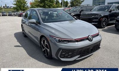 2025 Volkswagen GTI SE