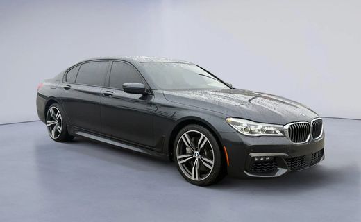 2018 BMW 750i B7
