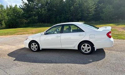 2002 Toyota Camry LE