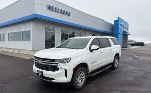 2023 Chevrolet Suburban LT