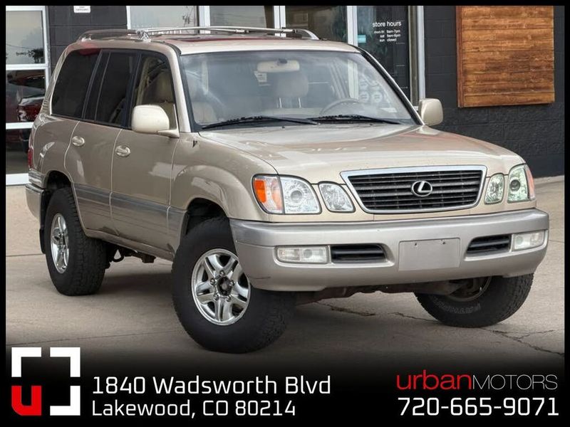 2001 Lexus LX — a typically priced live listing