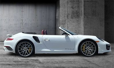 2018 Porsche 911 Turbo S