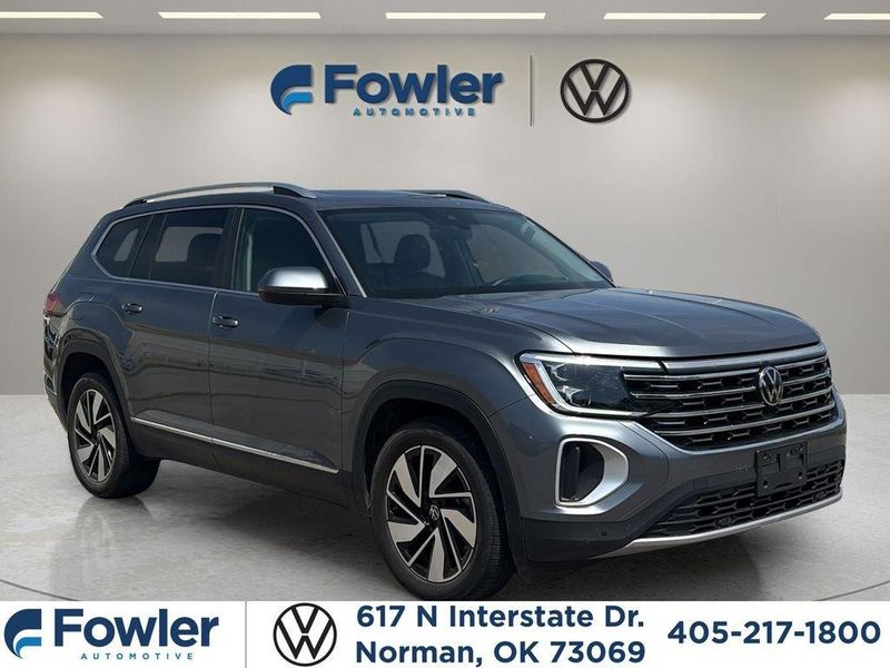 2024 Volkswagen Atlas — a typically priced live listing
