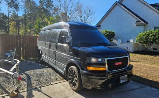2023 GMC Savana EXT