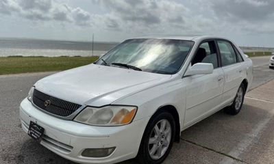 2001 Toyota Avalon XLS