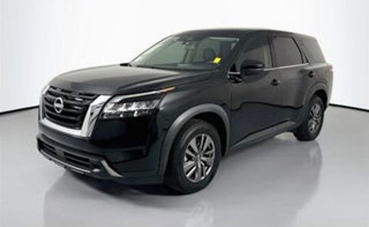 2022 Nissan Pathfinder S