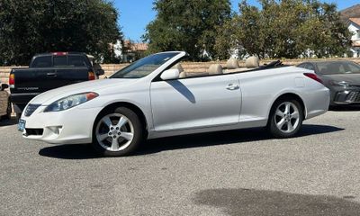 2005 Toyota Camry Solara SLE V6