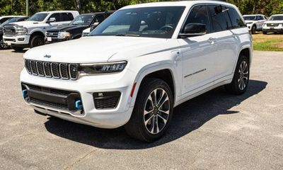 2022 Jeep Grand Cherokee Overland 4XE