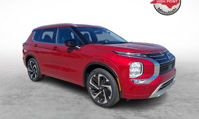 2024 Mitsubishi Outlander SEL