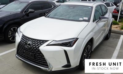 2025 Lexus UX 300H